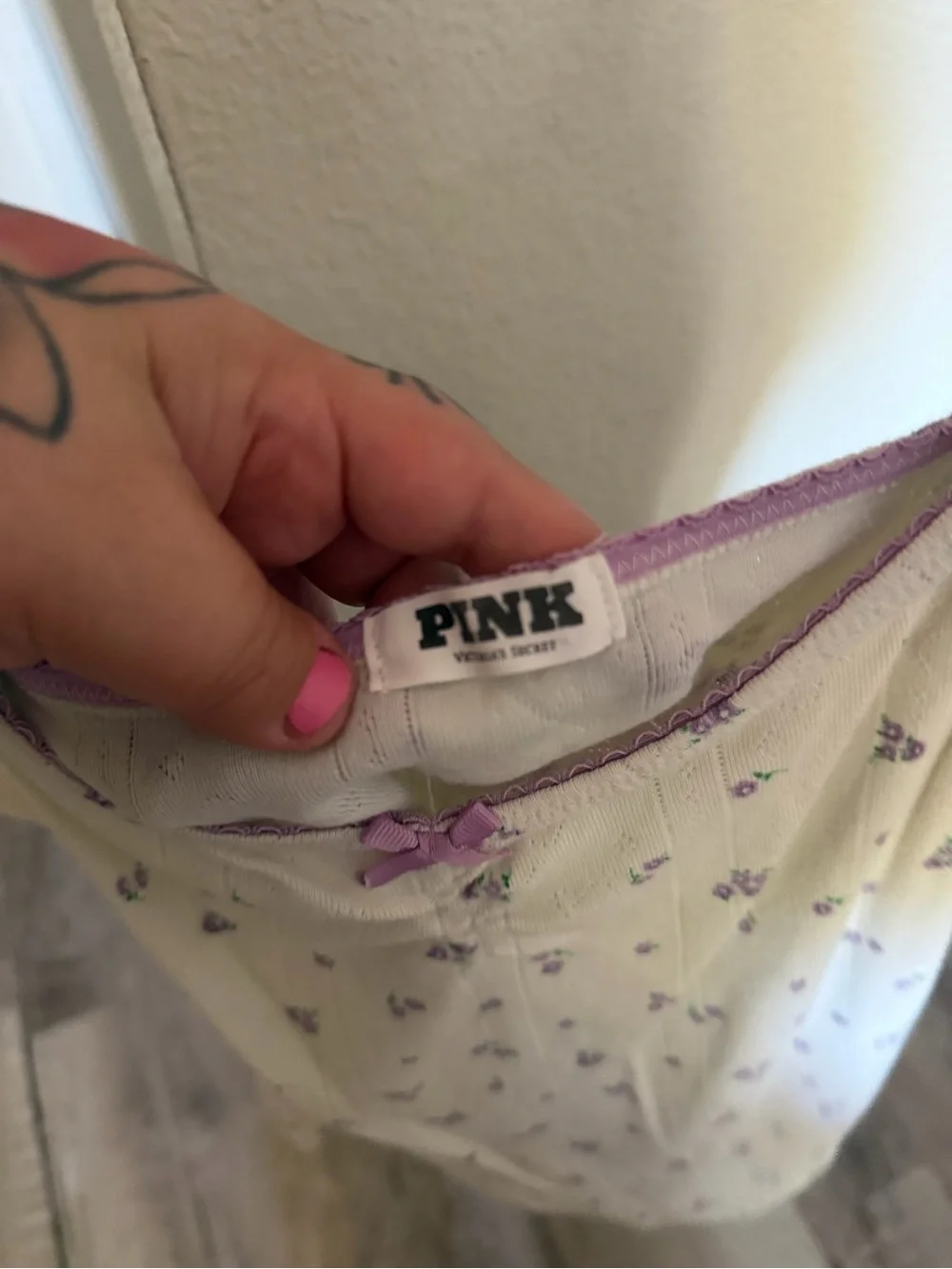 Pink By Victoria’s Secret Coquette XL Purple And Cream Floral Tank Top